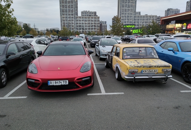 Porsche 971 Panamera Turbo MkI