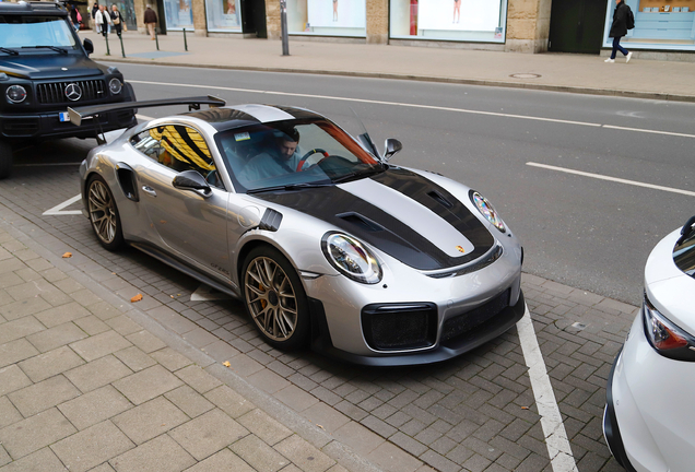 Porsche 991 GT2 RS Weissach Package