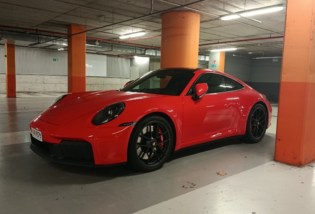 Porsche 992 Carrera 4 GTS MkII