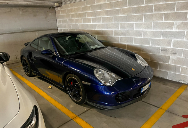 Porsche 996 Turbo
