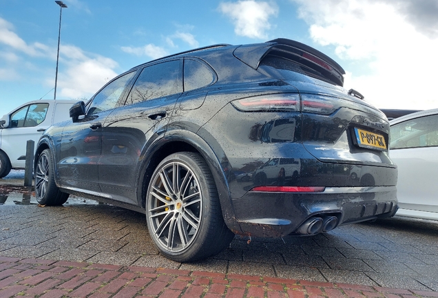 Porsche Cayenne Turbo S E-Hybrid