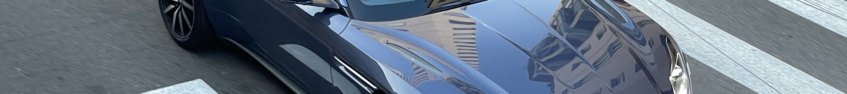 Aston Martin DB11 V8 Volante