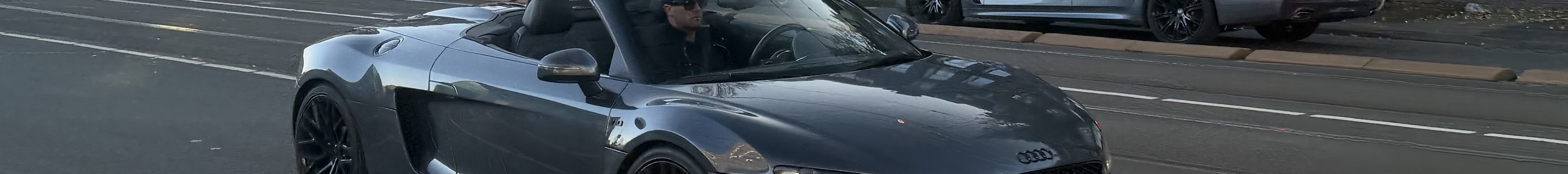 Audi R8 V10 Spyder