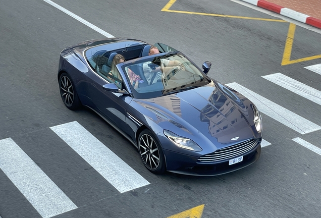 Aston Martin DB11 V8 Volante