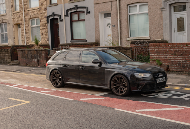 Audi RS4 Avant B8