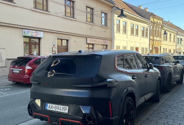 BMW XM G09 Label Red