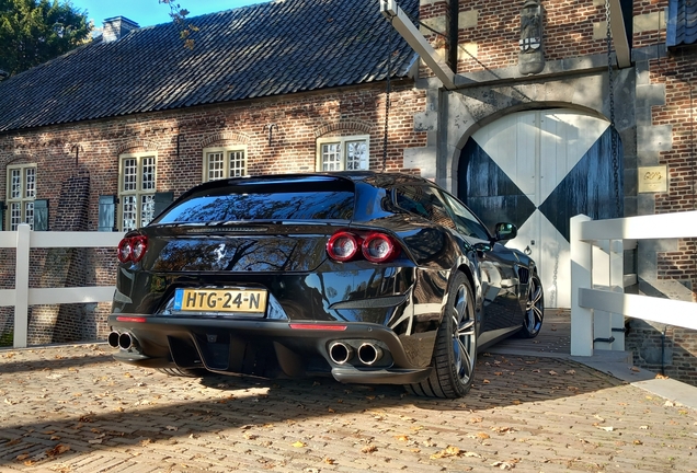 Ferrari GTC4Lusso