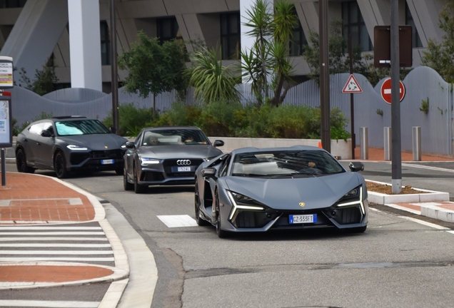 Lamborghini Revuelto