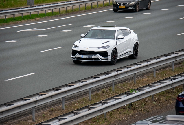 Lamborghini Urus S