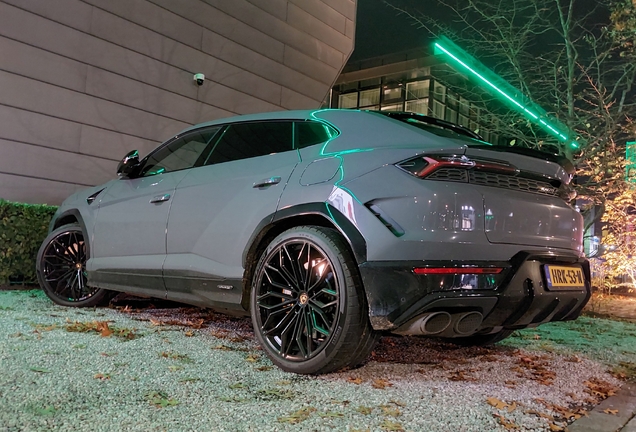 Lamborghini Urus SE