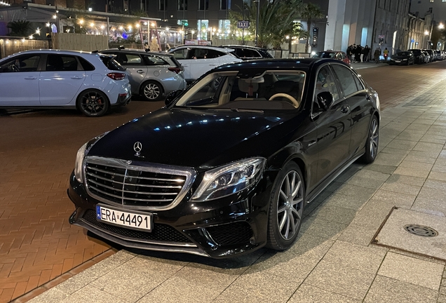 Mercedes-Benz S 63 AMG V222