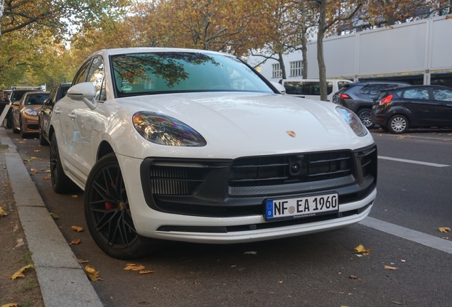 Porsche 95B Macan GTS MkIII