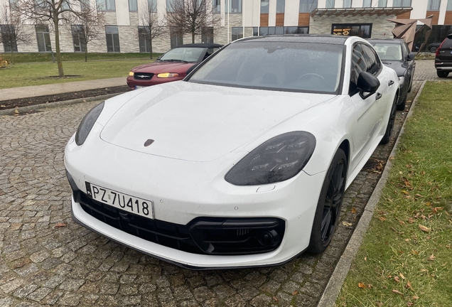 Porsche 971 Panamera Turbo MkI