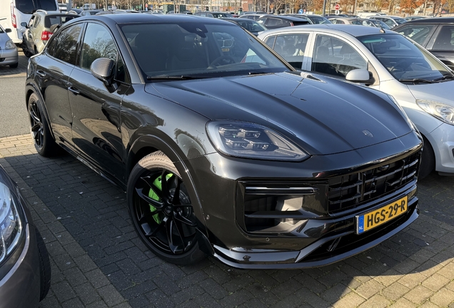 Porsche Cayenne Coupé Turbo E-Hybrid