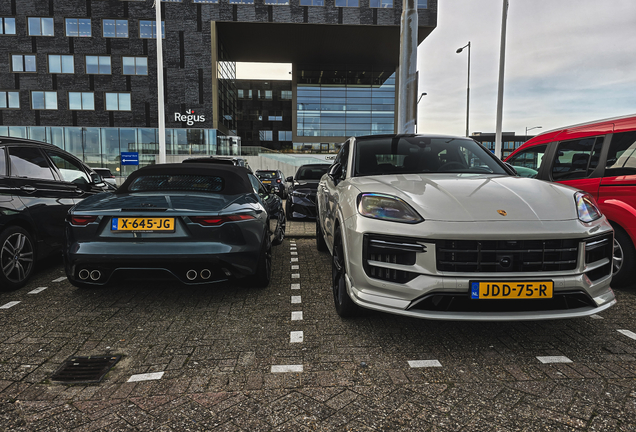 Porsche Cayenne Coupé Turbo E-Hybrid