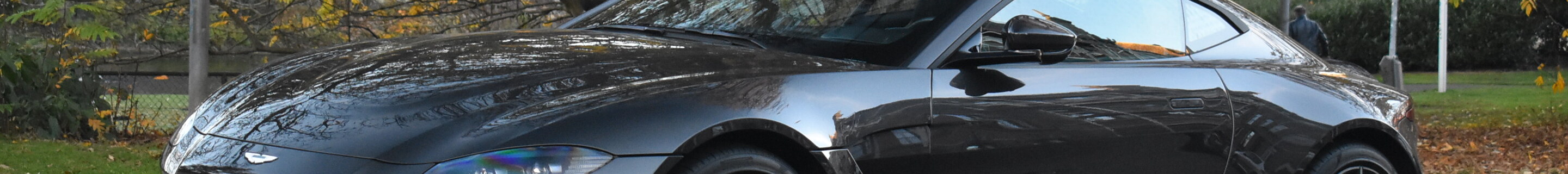 Aston Martin V8 Vantage 2018