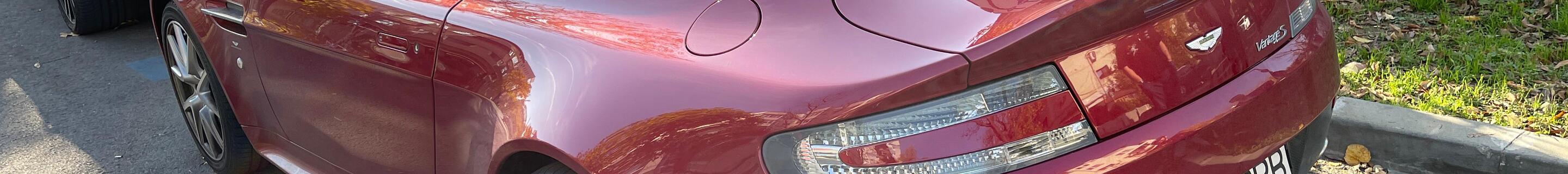 Aston Martin V8 Vantage S