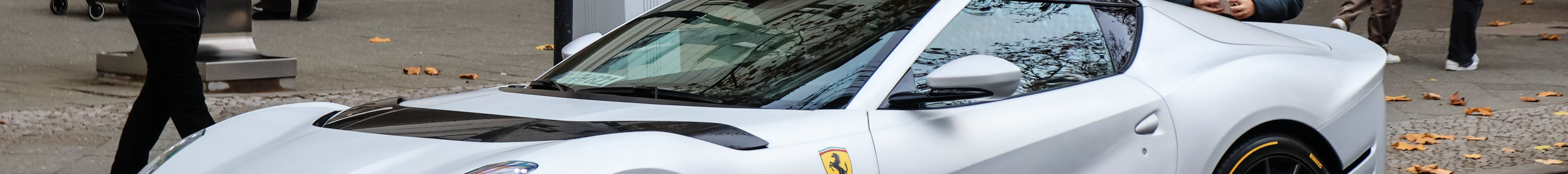 Ferrari 812 Competizione A