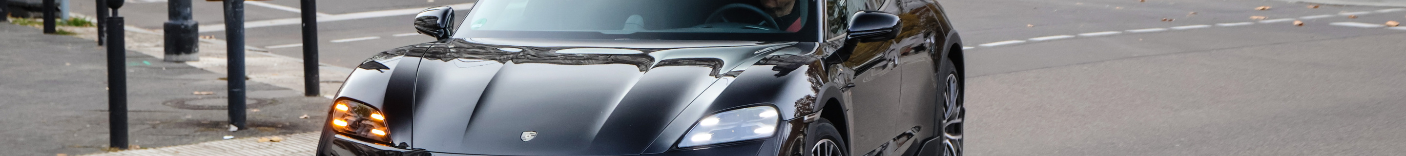 Porsche Taycan Turbo Cross Turismo MkII