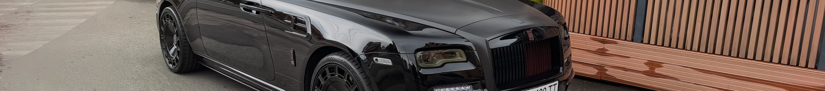 Rolls-Royce Wraith Black Badge Mansory