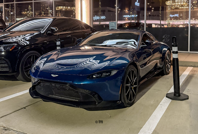 Aston Martin V8 Vantage 2018