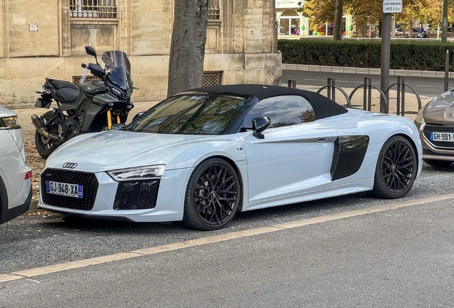 Audi R8 V10 Spyder 2016