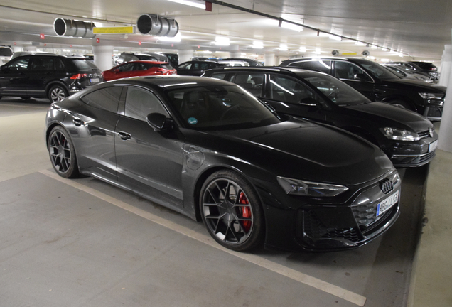 Audi RS E-Tron GT 2025