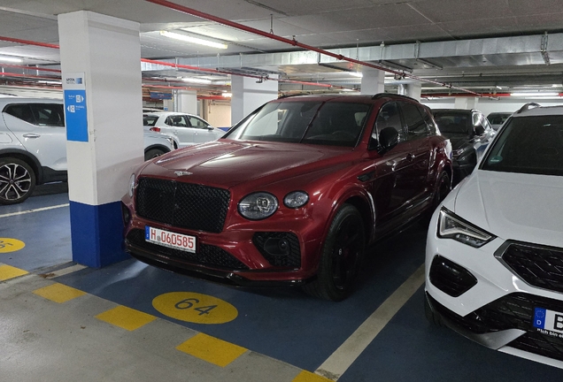 Bentley Bentayga Hybrid 2021