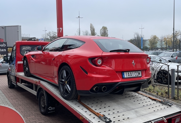 Ferrari FF