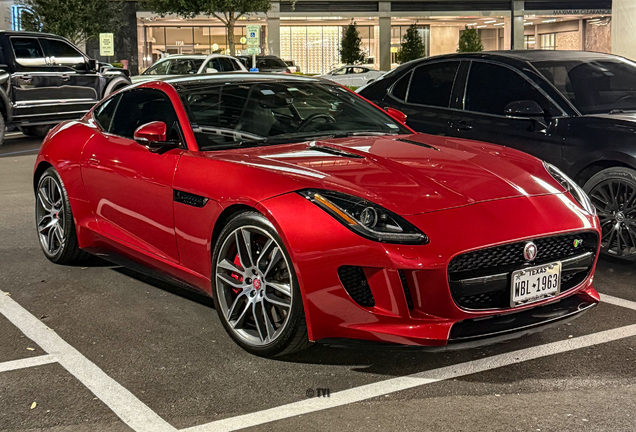 Jaguar F-TYPE R Coupé