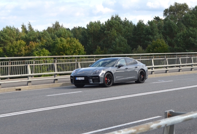 Porsche 972 Panamera GTS MkI