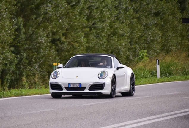 Porsche 991 Carrera 4S Cabriolet MkII