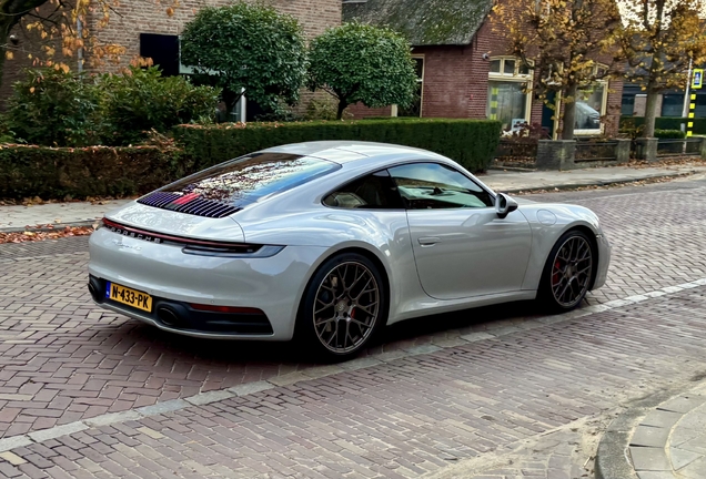 Porsche 992 Carrera 4S MkI