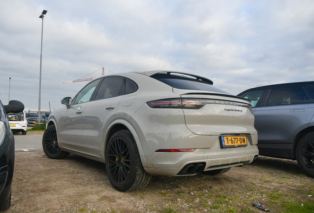 Porsche Cayenne Coupé Turbo S E-Hybrid