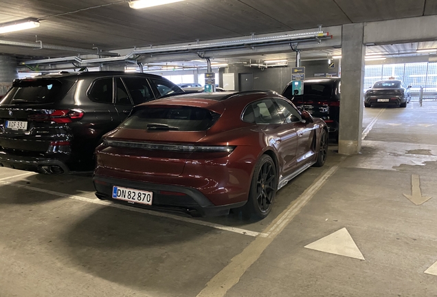 Porsche Taycan GTS Sport Turismo
