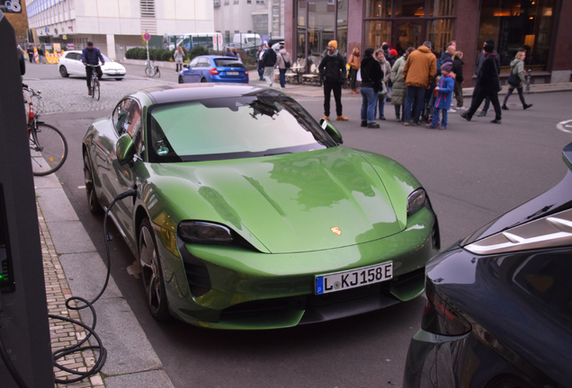 Porsche Taycan Turbo