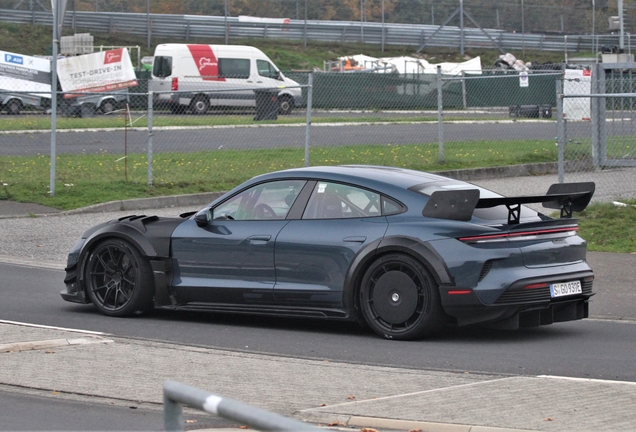 Porsche Taycan Turbo GT Manthey Racing
