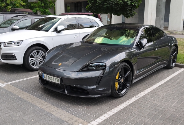 Porsche Taycan Turbo S