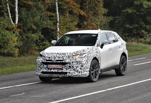 Toyota Harrier 2027 Mule