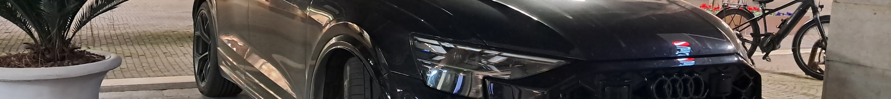 Audi RS Q8 2024