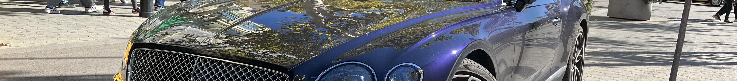 Bentley Continental GTC 2019