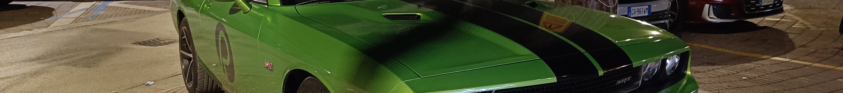 Dodge Challenger SRT-8 392