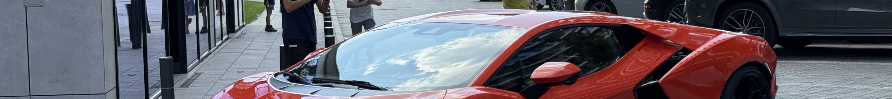 Lamborghini Revuelto