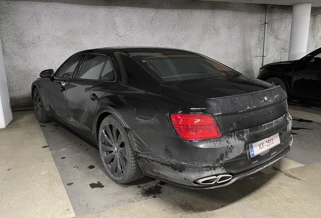 Bentley Flying Spur Azure 2025