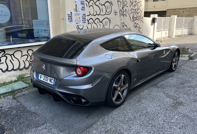Ferrari FF