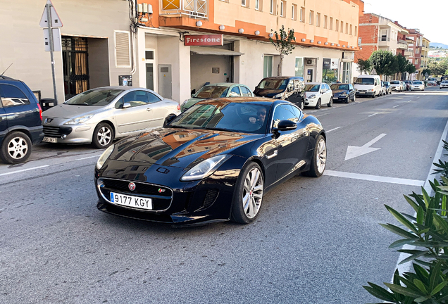 Jaguar F-TYPE S Coupé