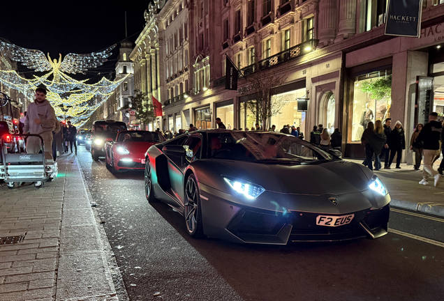 Lamborghini Aventador LP700-4 Roadster