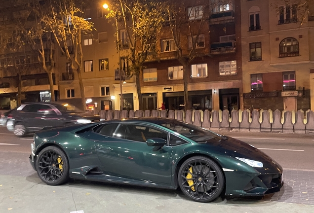 Lamborghini Huracán LP640-4 EVO