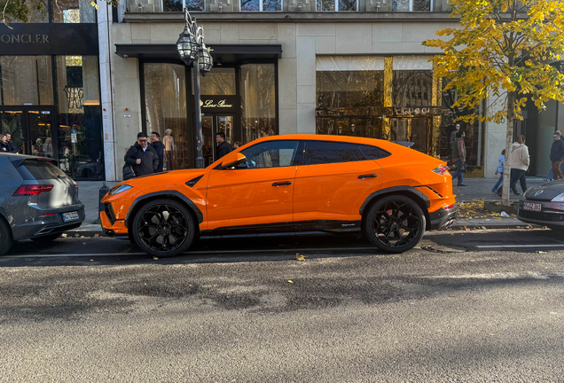 Lamborghini Urus Performante