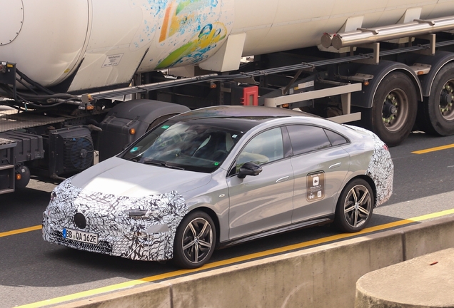 Mercedes-Benz CLA EV 2025